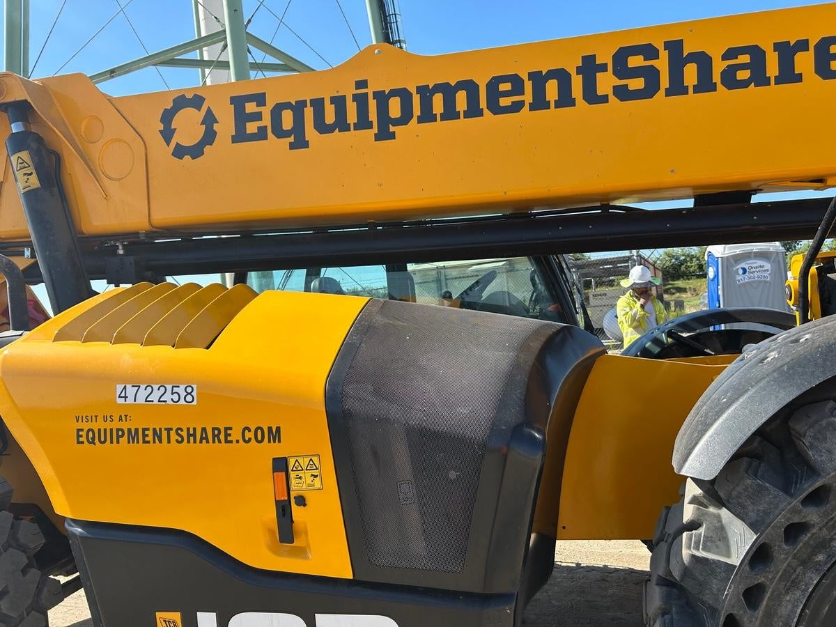 2025 JCB 512-56