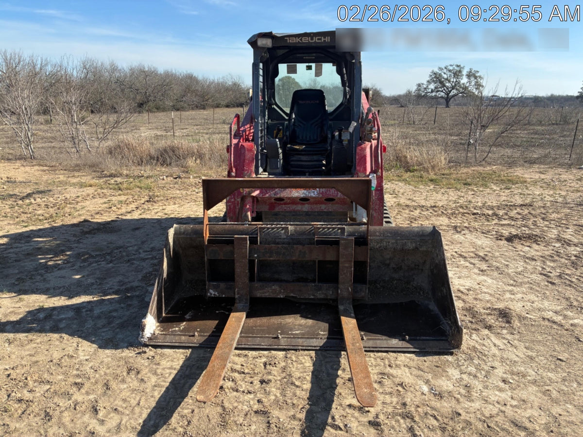 2019 Takeuchi TL8W Canopy, 15" Wide Rubber Tracks, Back-up Alarm, Front & Rear Working Lights, Auxiliary Hydraulics, Two-Speed Travel, Electronic Monitoring System w/76" HD Dirt Bucket with 8 Teeth, 20.3 cubic feet Capacity