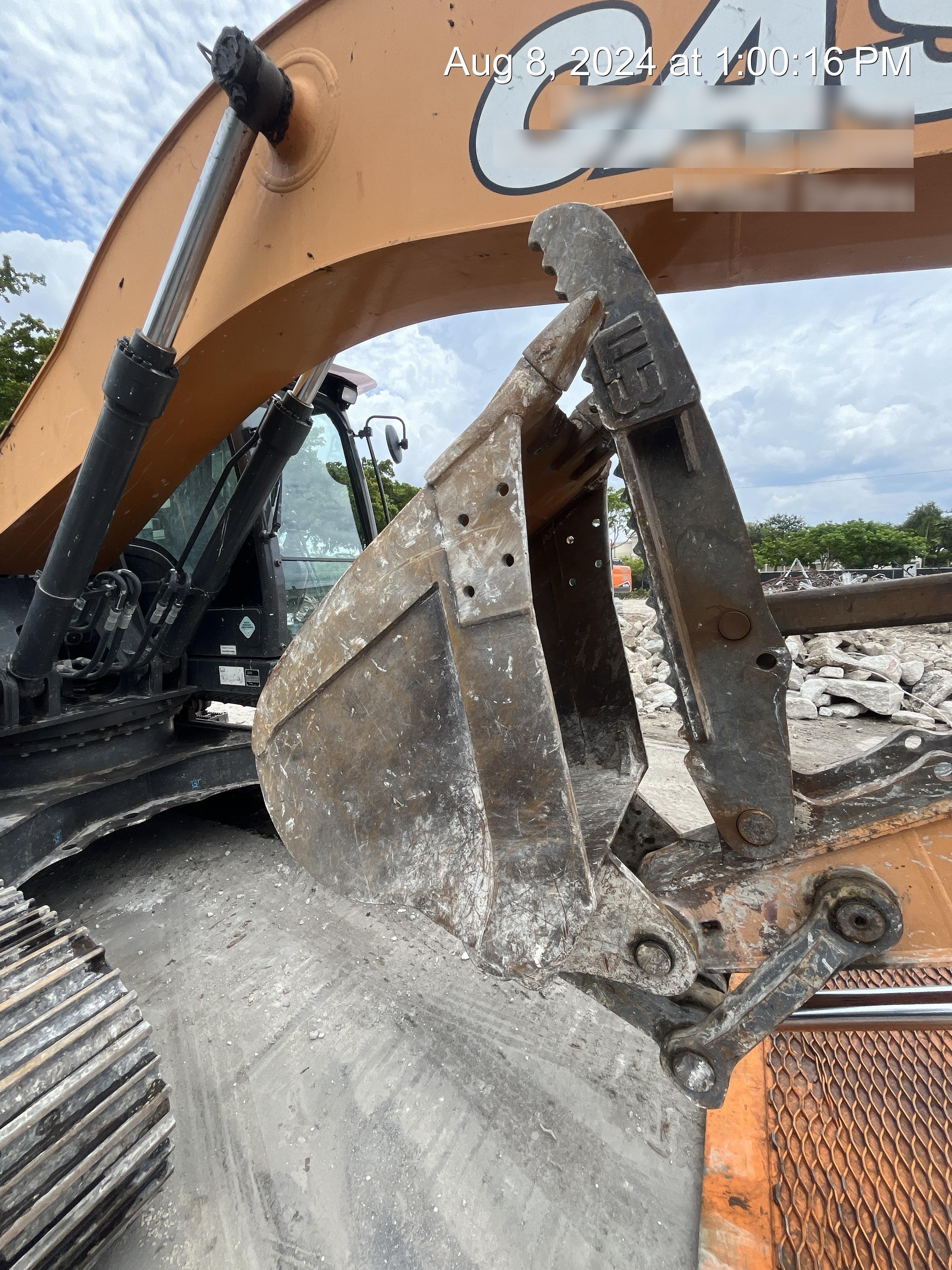 2020 FLECO 36" Bucket - Fleco