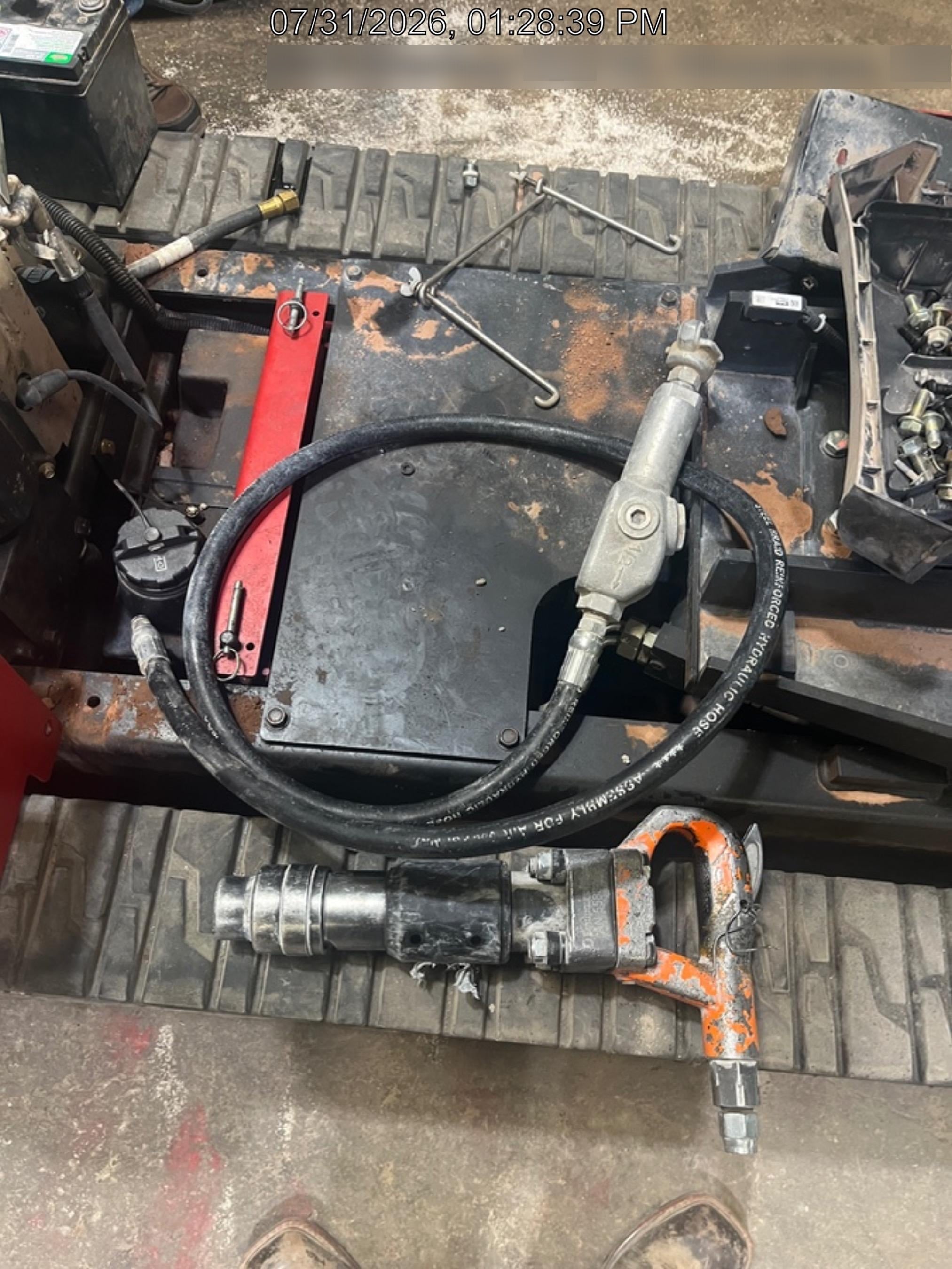 2024 MICHIGAN PNEUMATIC ES-CH3R-TRACKER