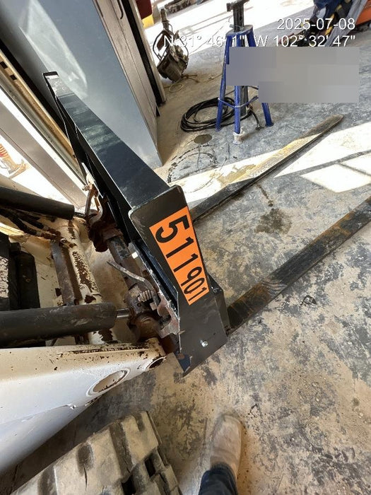 2025 ARROW MATERIAL HANDLING F5100CB - 72"