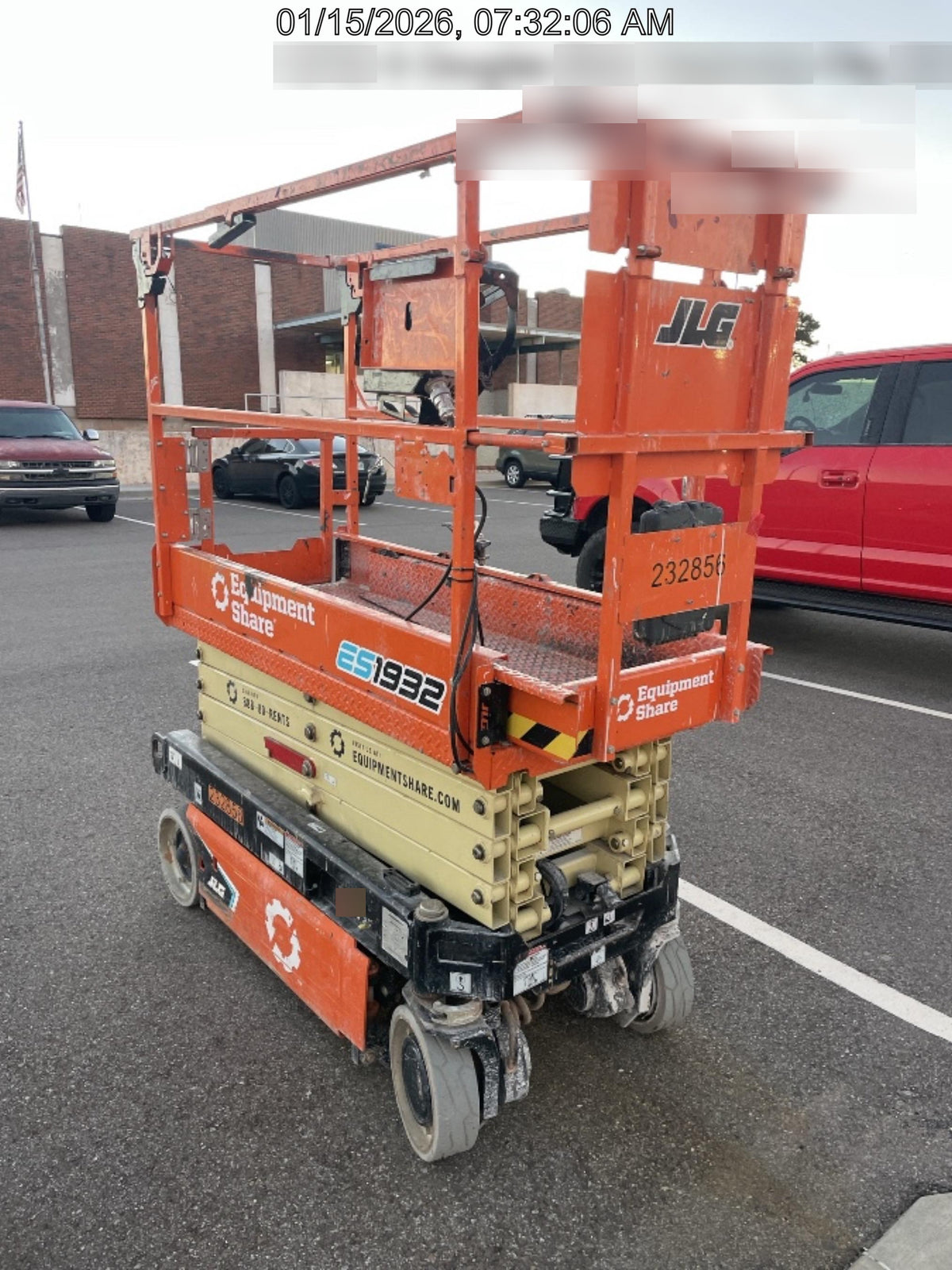 2022 JLG ES1932