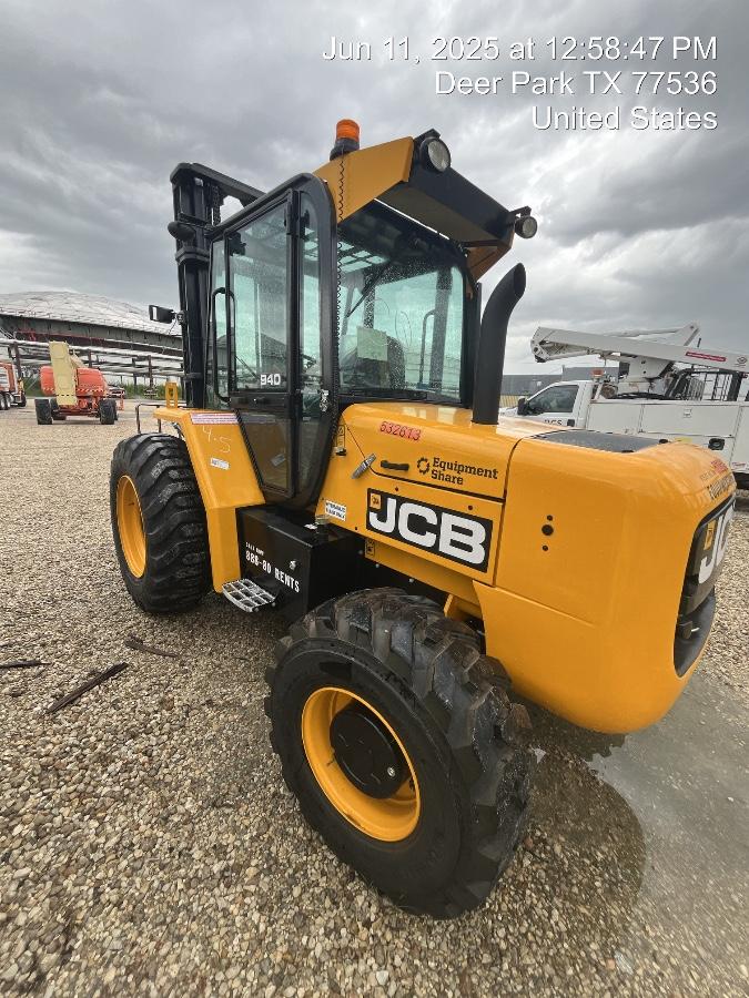 2025 JCB 940-4