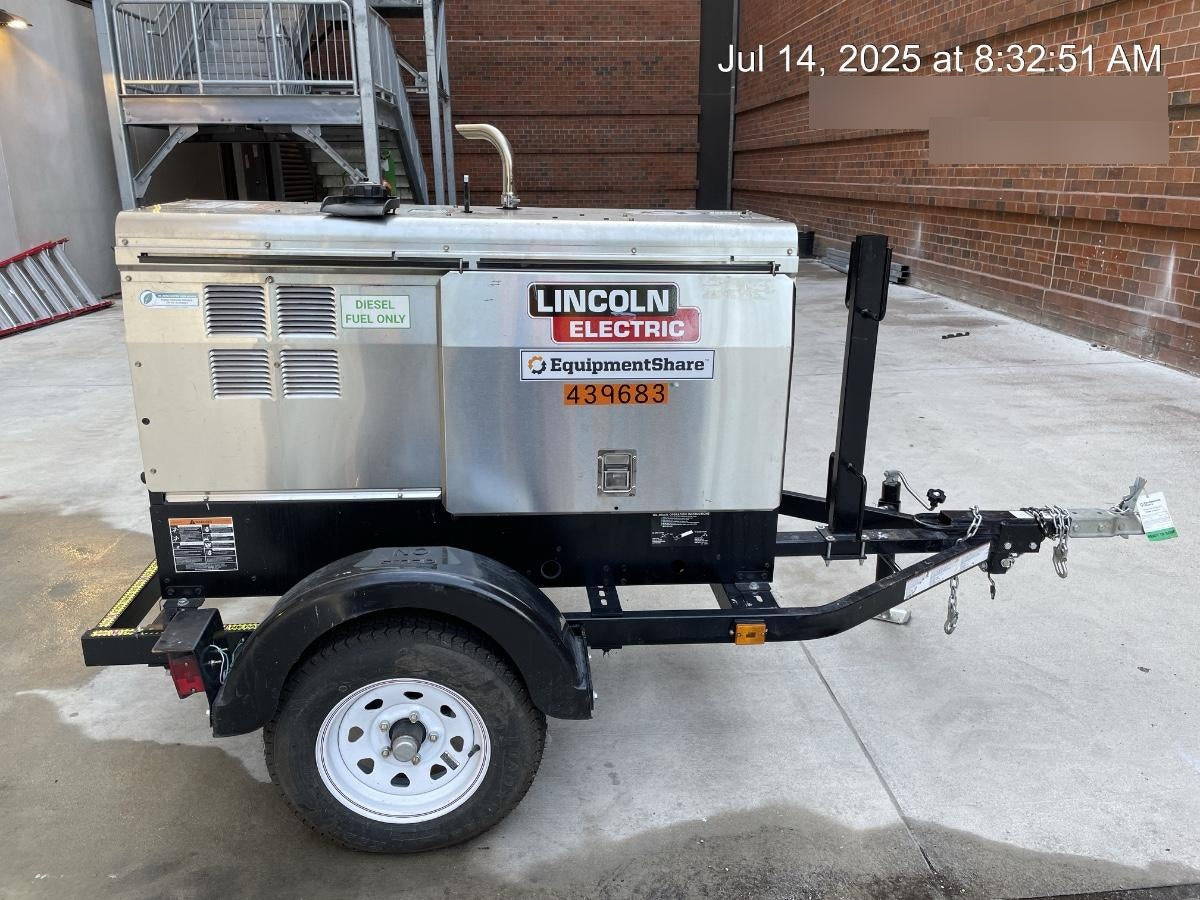 2024 Lincoln Electric LE400 Kubota V1505, Trlr, Cable Rack, Light Kit, ES Decals, T3
