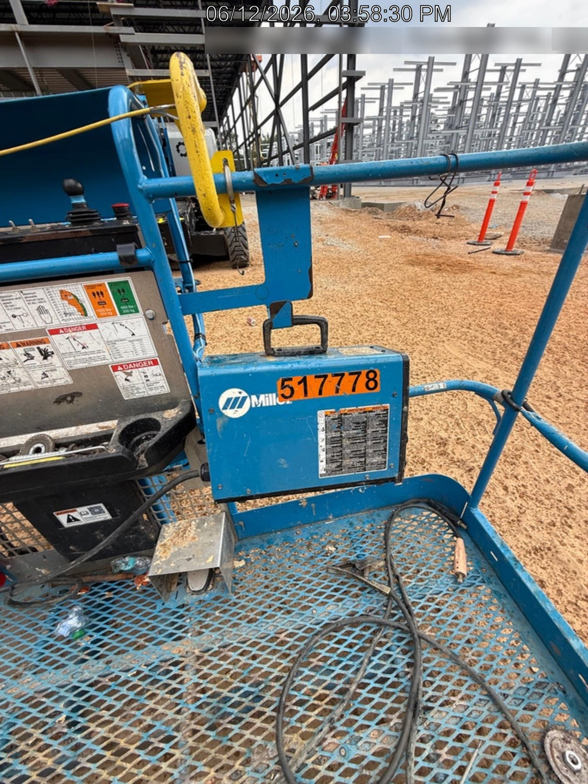 2025 MILLER ELECTRIC CST-282