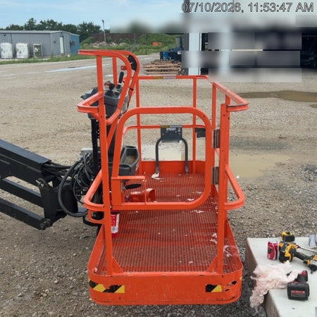 2025 JLG 660SJ
