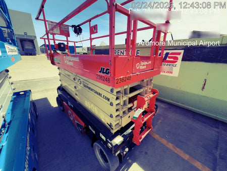 2022 JLG ES3246