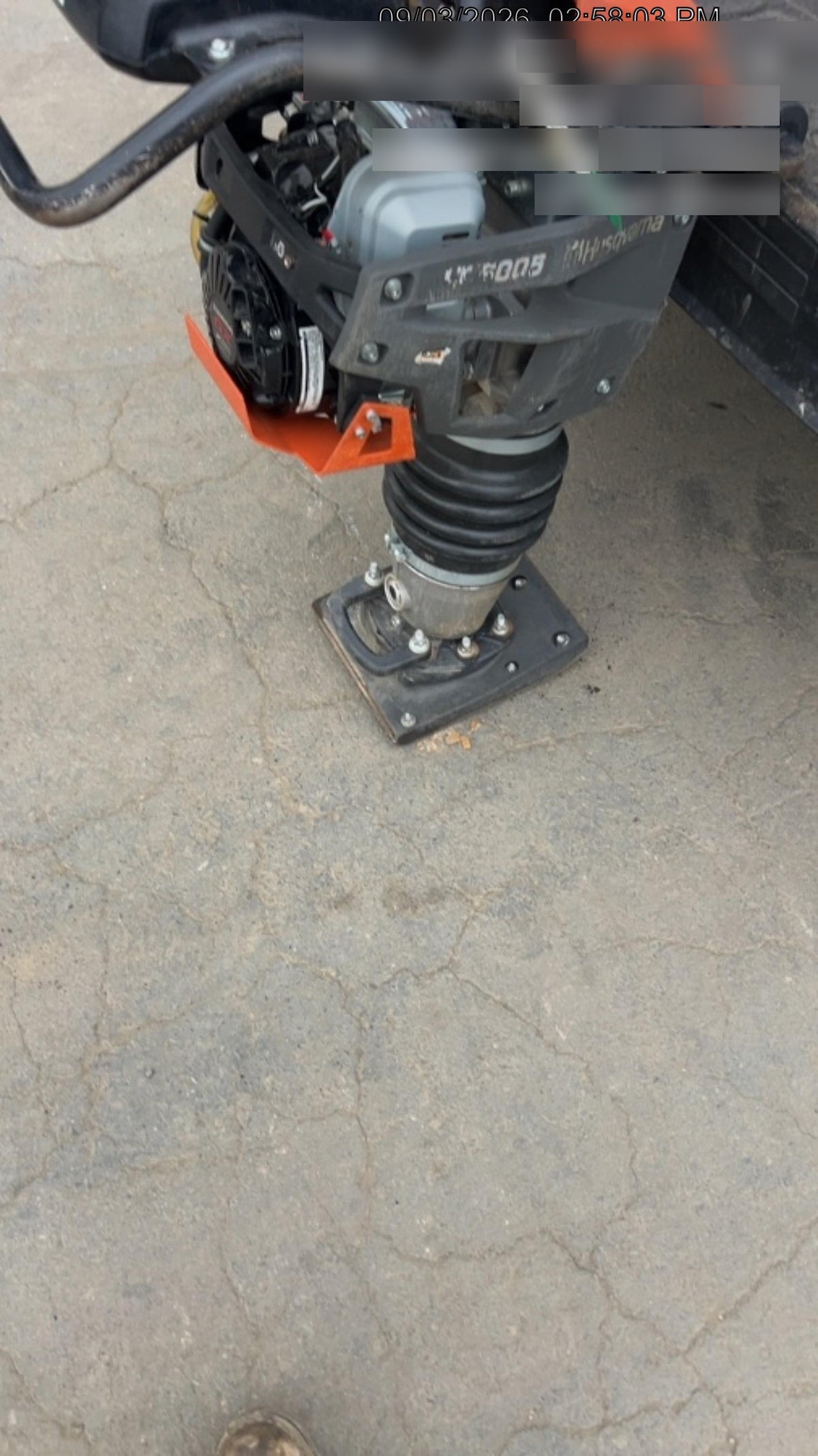 2024 HUSQVARNA LT6005