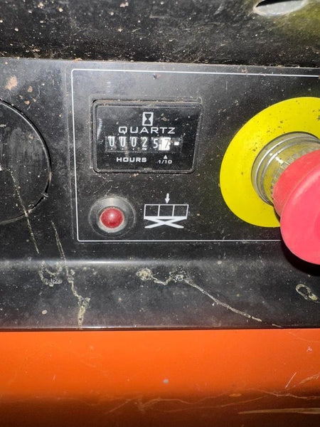 2022 JLG R1932