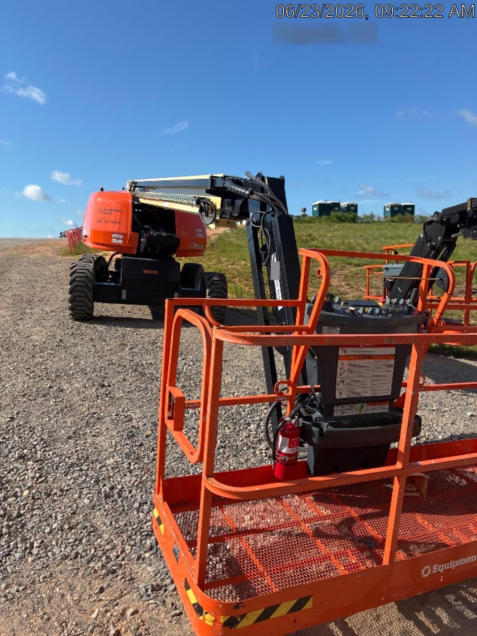 2024 JLG 660SJ