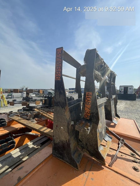 2023 ARROW MATERIAL HANDLING 48" Pallet Forks - Arrow