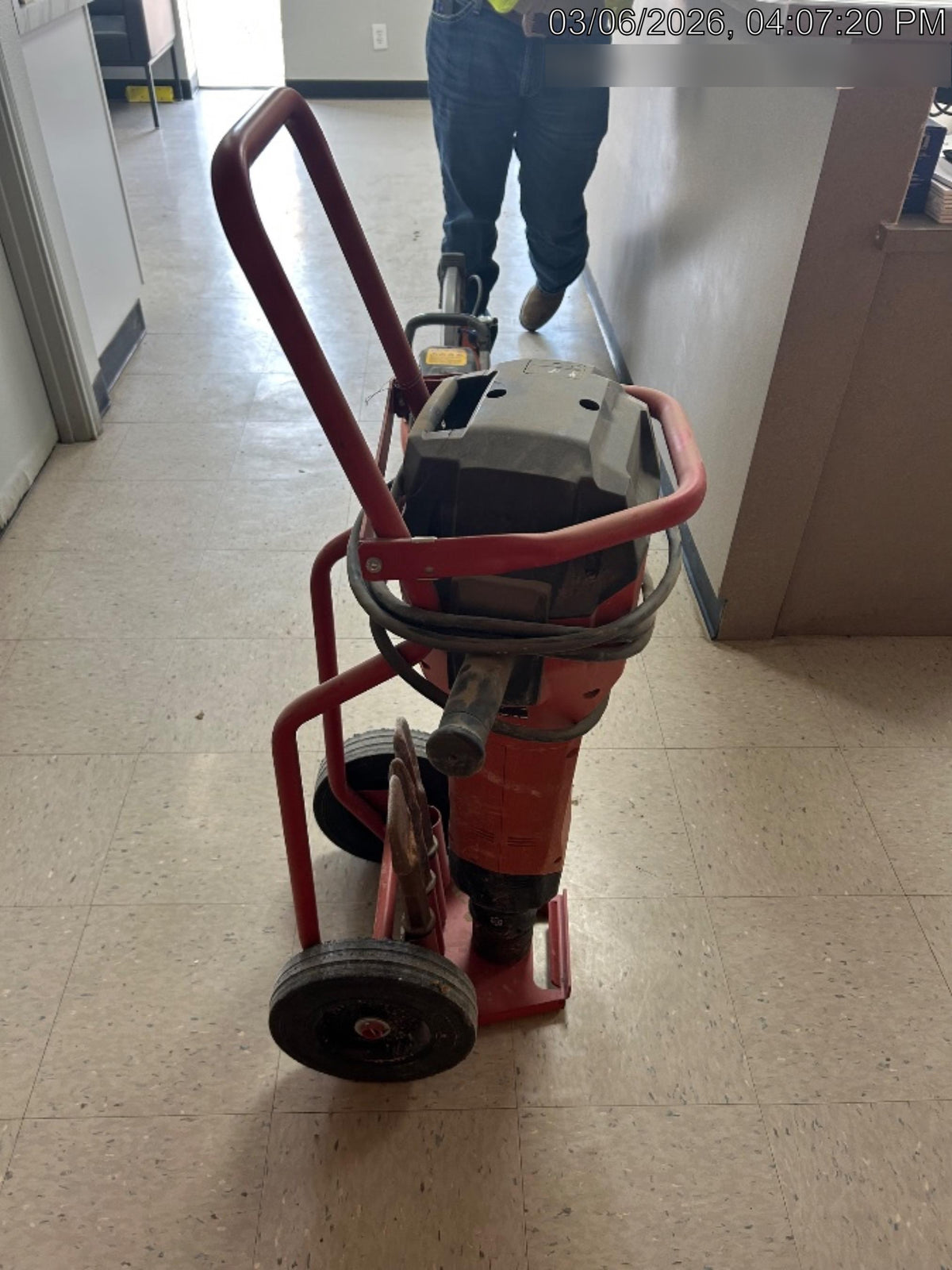 2024 HILTI TE 3000-AVR