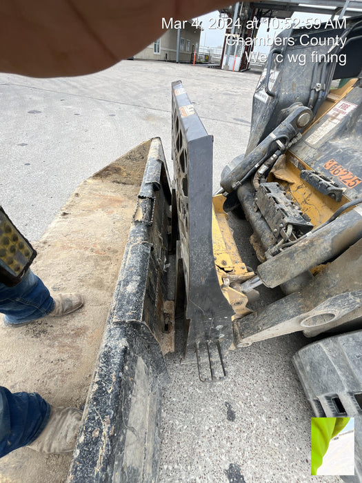 2022 ARROW MATERIAL HANDLING 60" Pallet Forks - Arrow