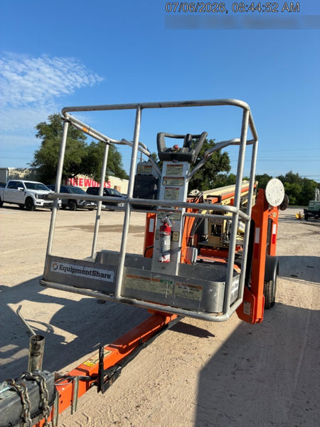 2022 JLG T350