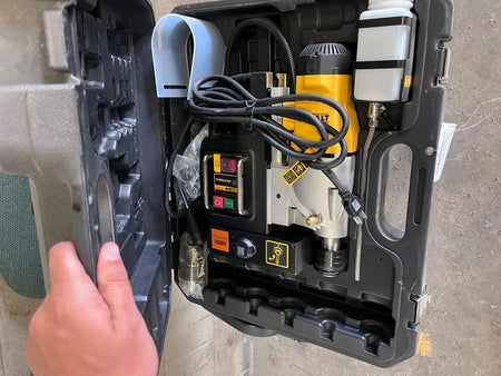 2023 DEWALT DWE1622K