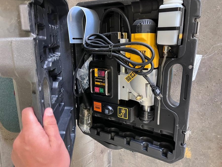2023 DEWALT DWE1622K