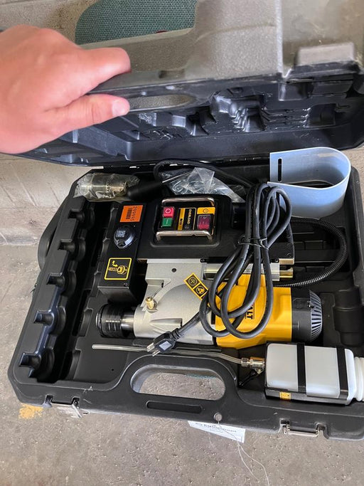 2023 DEWALT DWE1622K