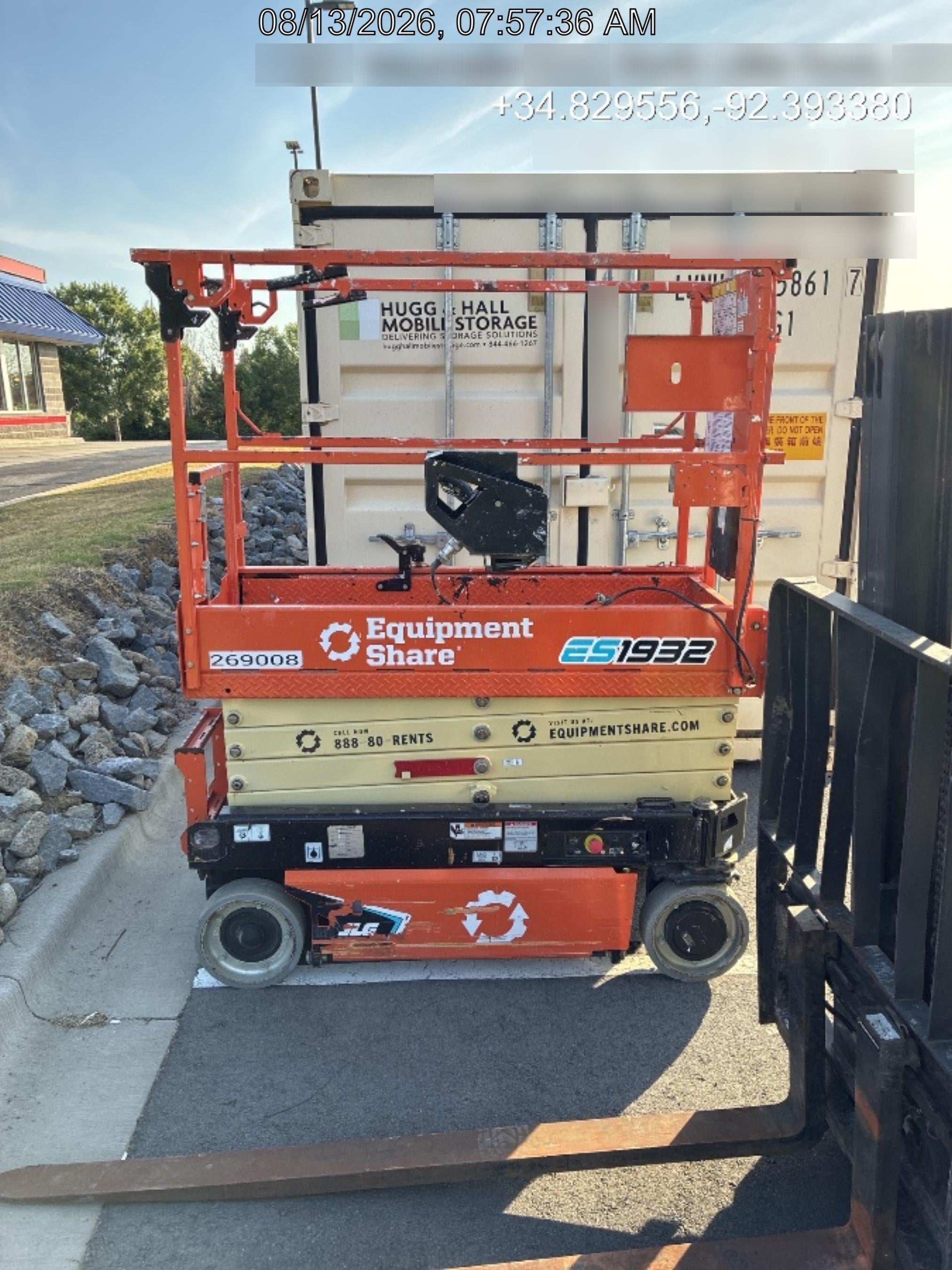 2022 JLG ES1932