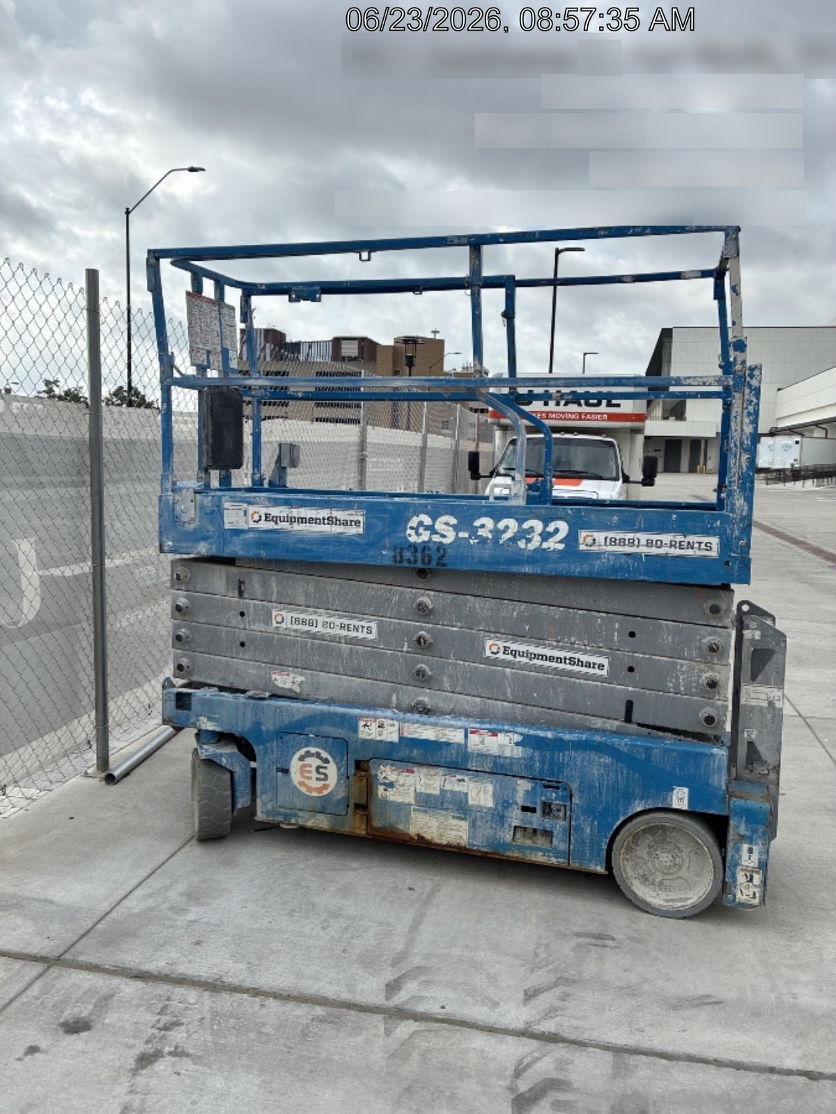 2018 Genie GS-3232 Genie GS3232 Lift w/Folding Rails and Swing Gate