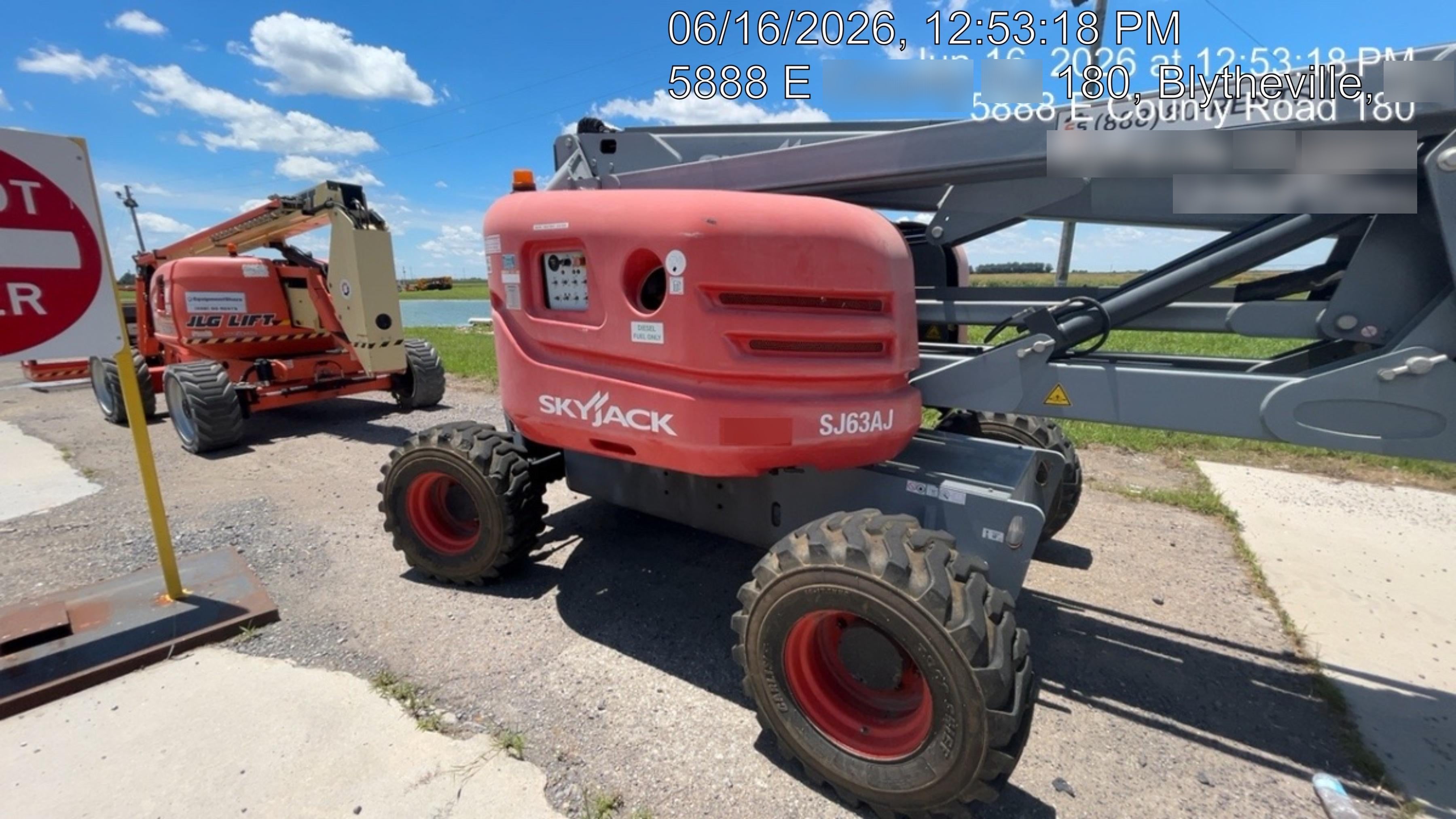 2019 SKYJACK SJ63 AJ