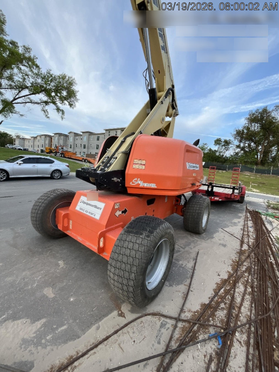 2019 JLG 660SJ