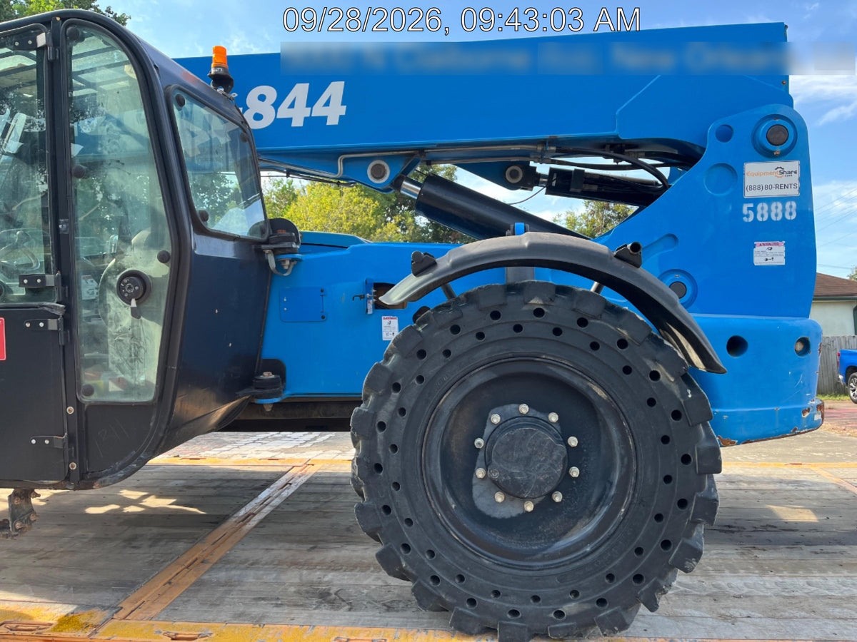2017 Genie GTH-844 Genie GTH-844, Solid Tires, 60" carriage/forks, Full Cab, Work Lights