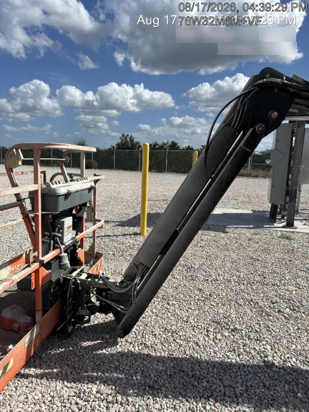 2024 JLG 460SJ