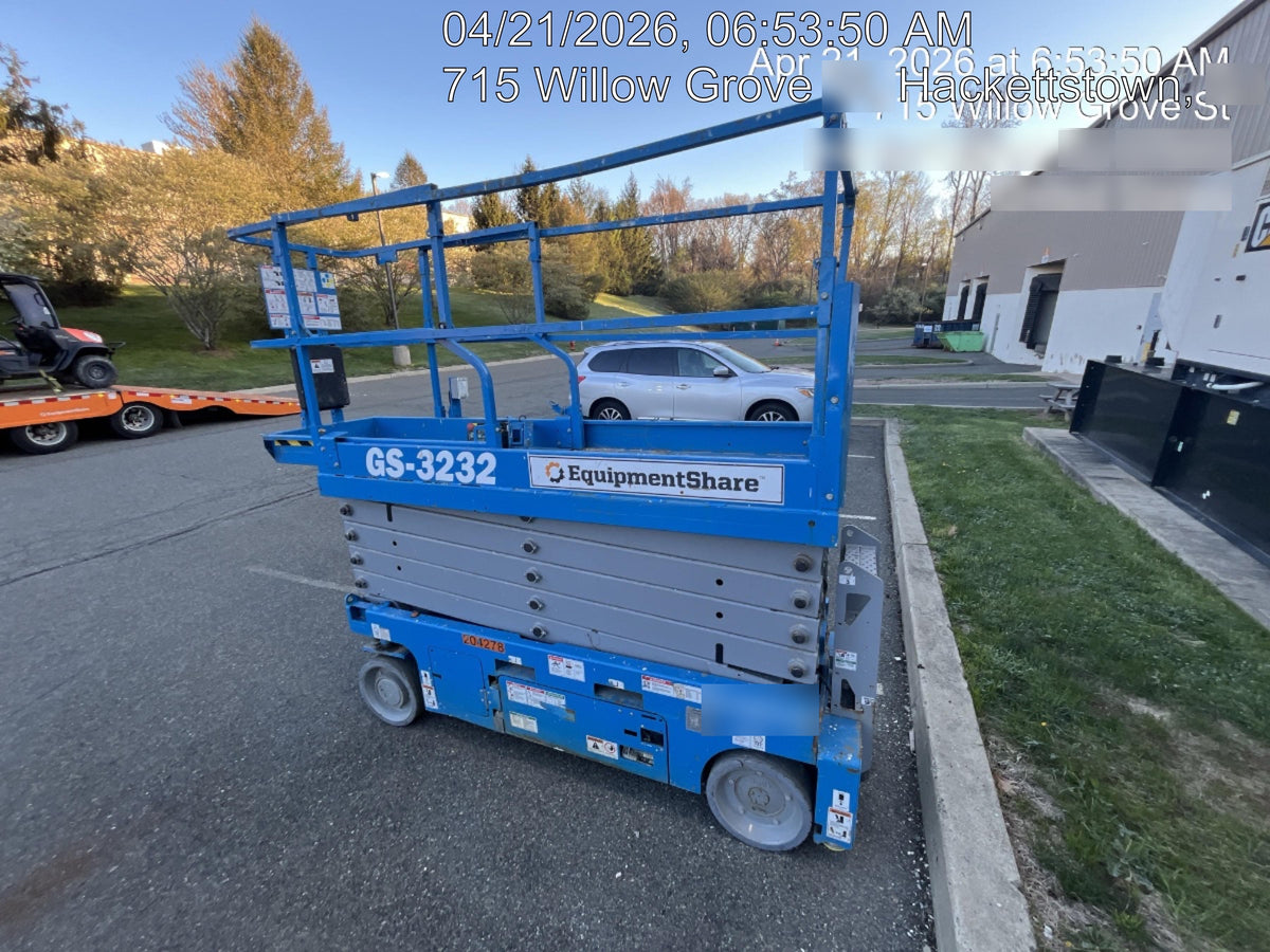2022 GENIE GS-3232
