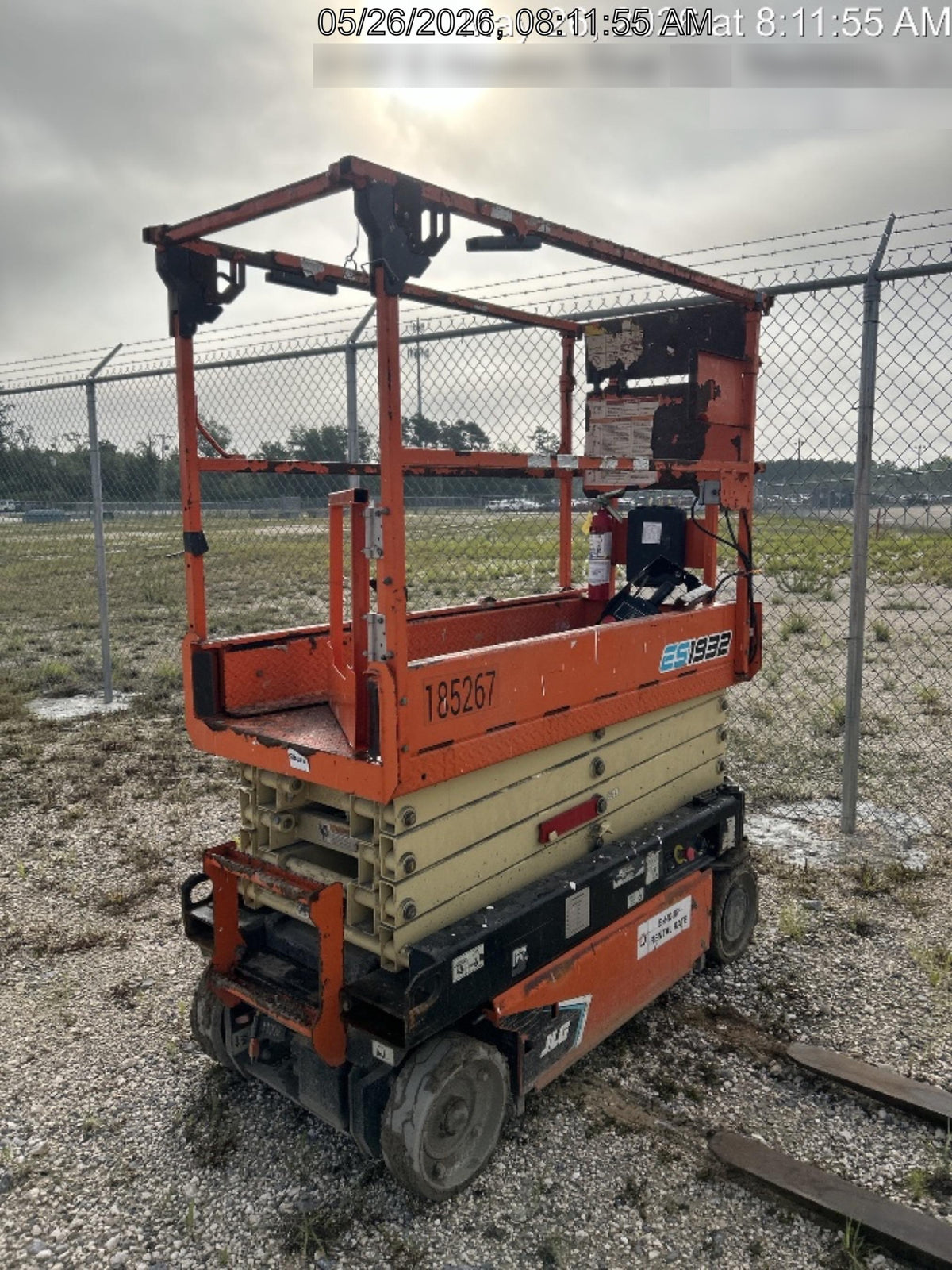 2021 JLG ES1932