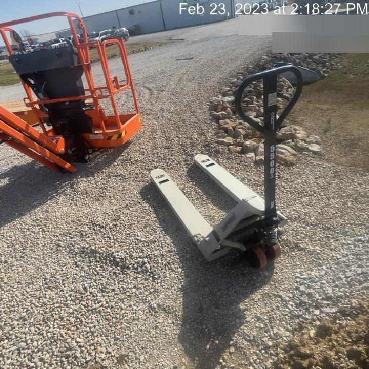 2022 STRONGWAY 5500 lb Pallet Jack