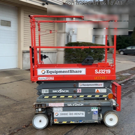 2021 SKYJACK SJ3219
