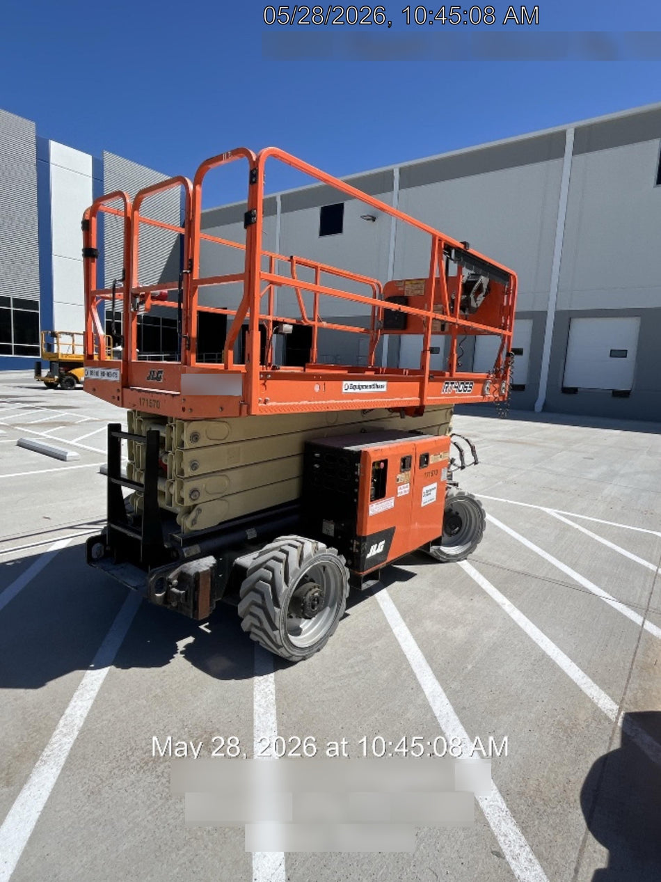 2021 JLG RT4069
