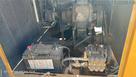 2023 Vac-Tron LP573XDT T4 Koehler Diesel Engine, 500 Gallon Debris Tank, x2 100 Gallon Water Tanks