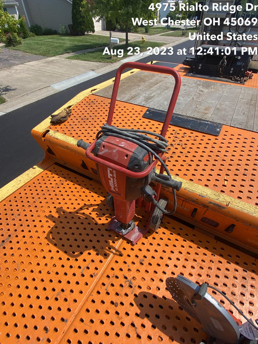 2021 HILTI TE 3000-AVR