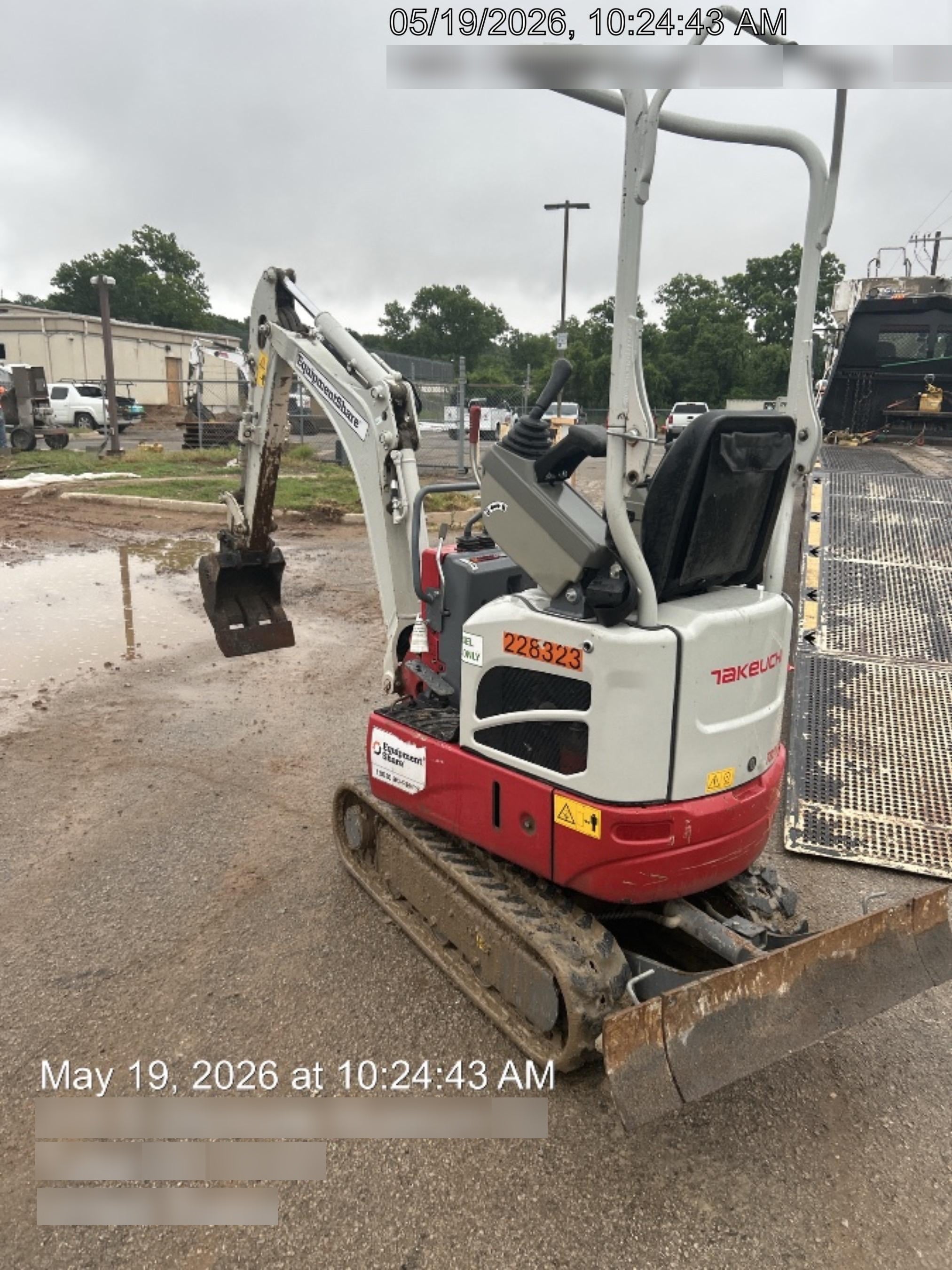 2022 TAKEUCHI TB210R