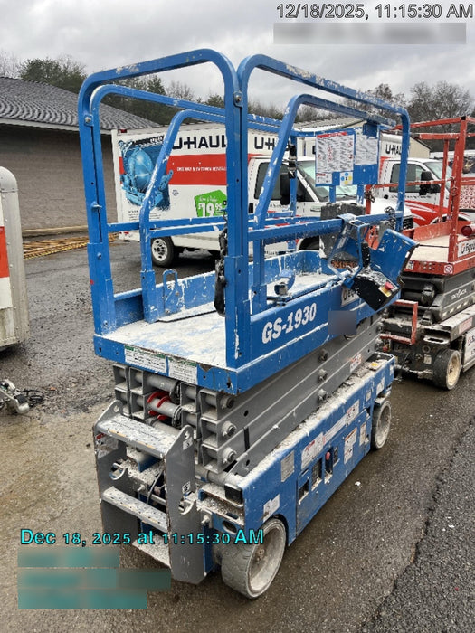 2019 Genie GS-1930 Fixed Rails with Chain Entry