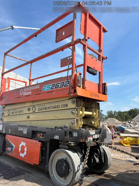 2022 JLG ES2632