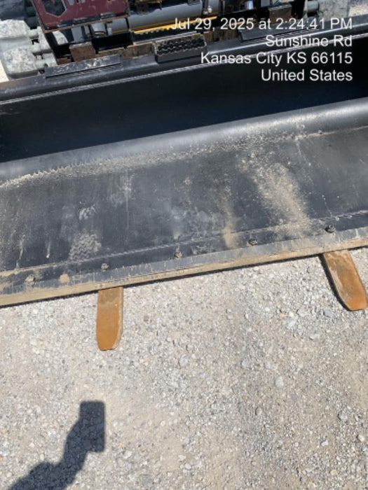 2025 JOHN DEERE 84" Bucket - John Deere