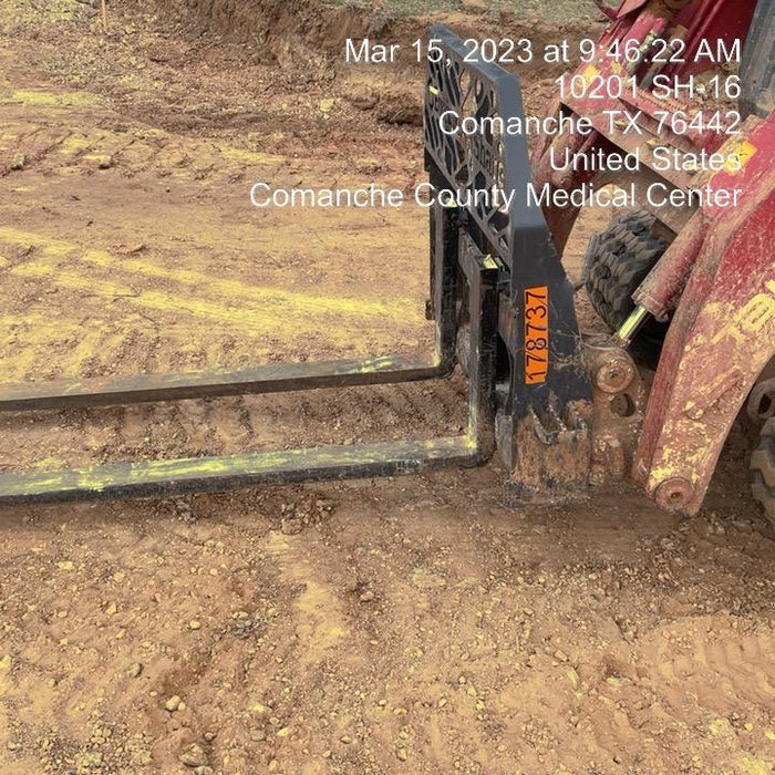 2021 PALADIN 48" Pallet Forks - Paladin