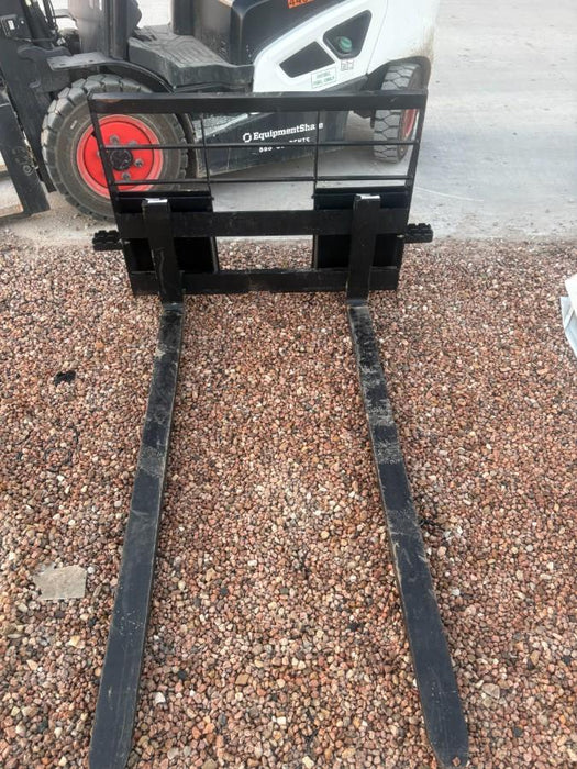 2025 ARROW MATERIAL HANDLING F5100CB - 72"