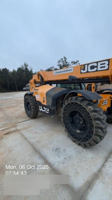 2020 JCB 509-42 Cab/Heat/Air, Solid Tires, Work Lights, Beacon, Aux Hydraulics, Back up Alarm, Lifting Eye, ES Decals