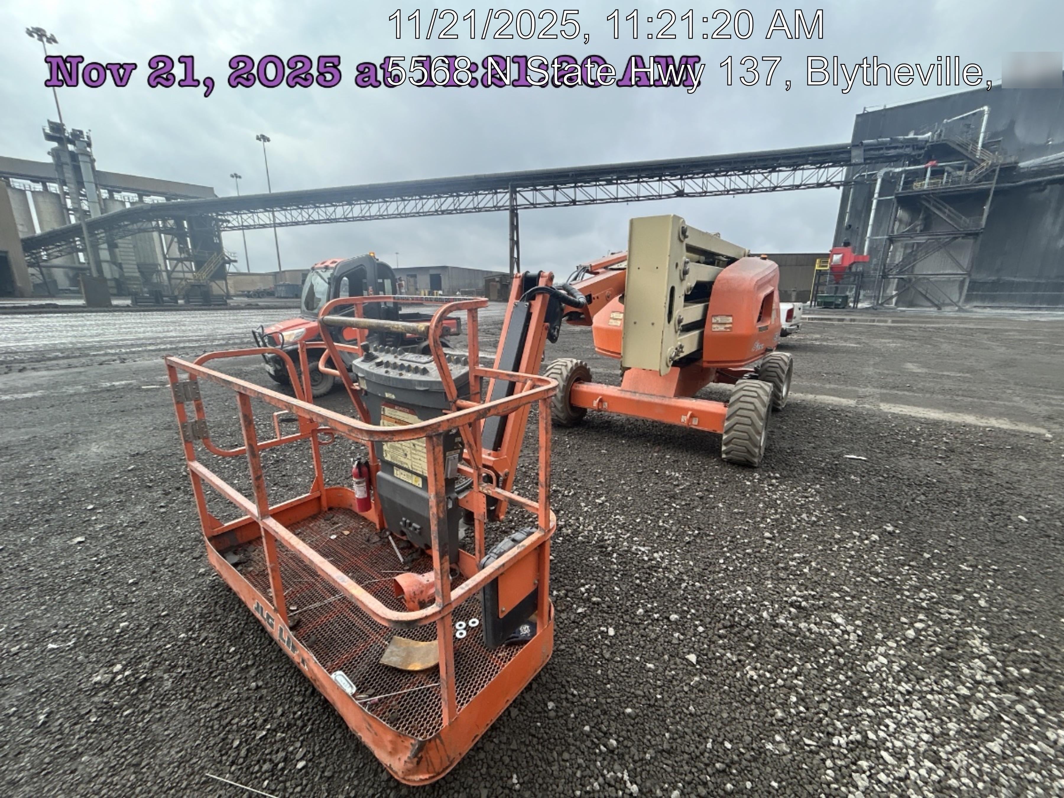 2019 JLG 450AJ
