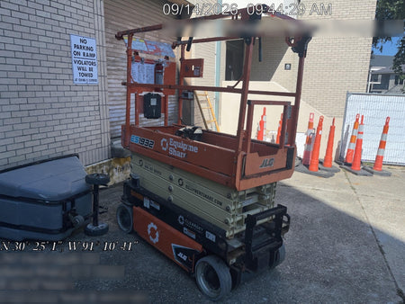 2024 JLG ES1932