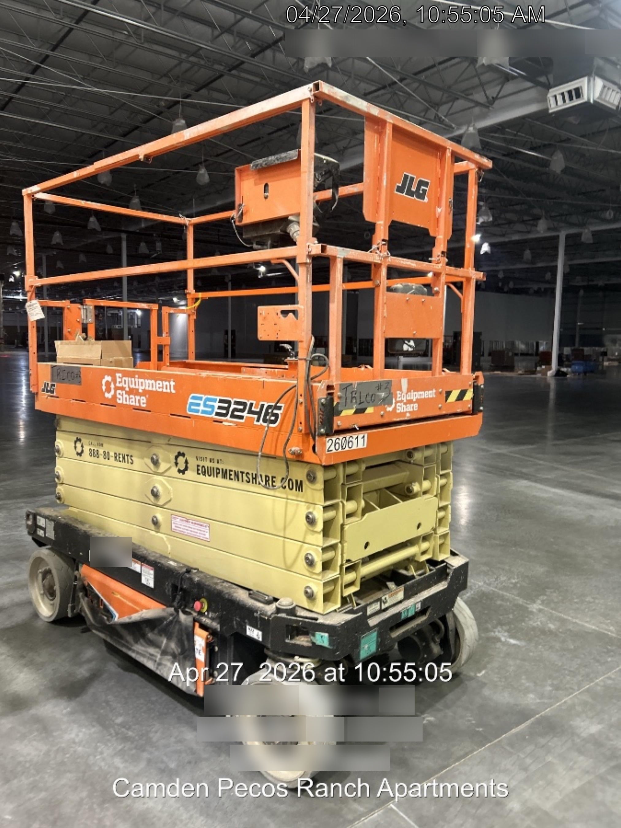 2022 JLG ES3246