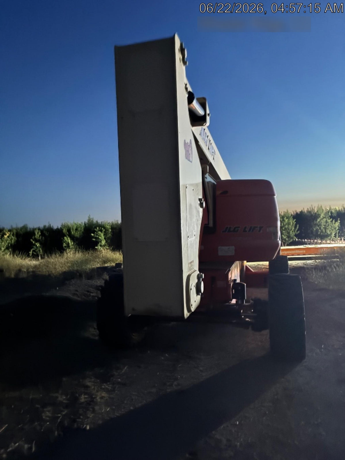 2020 JLG 800AJ