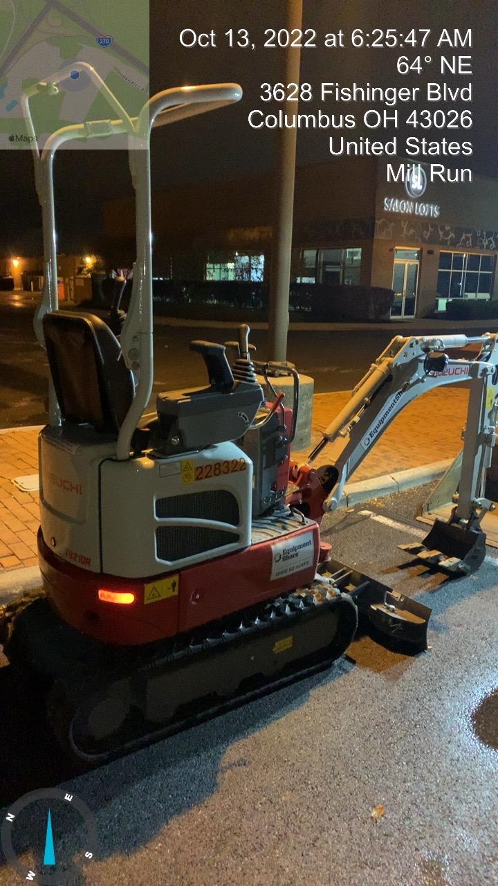 2022 TAKEUCHI TB210R