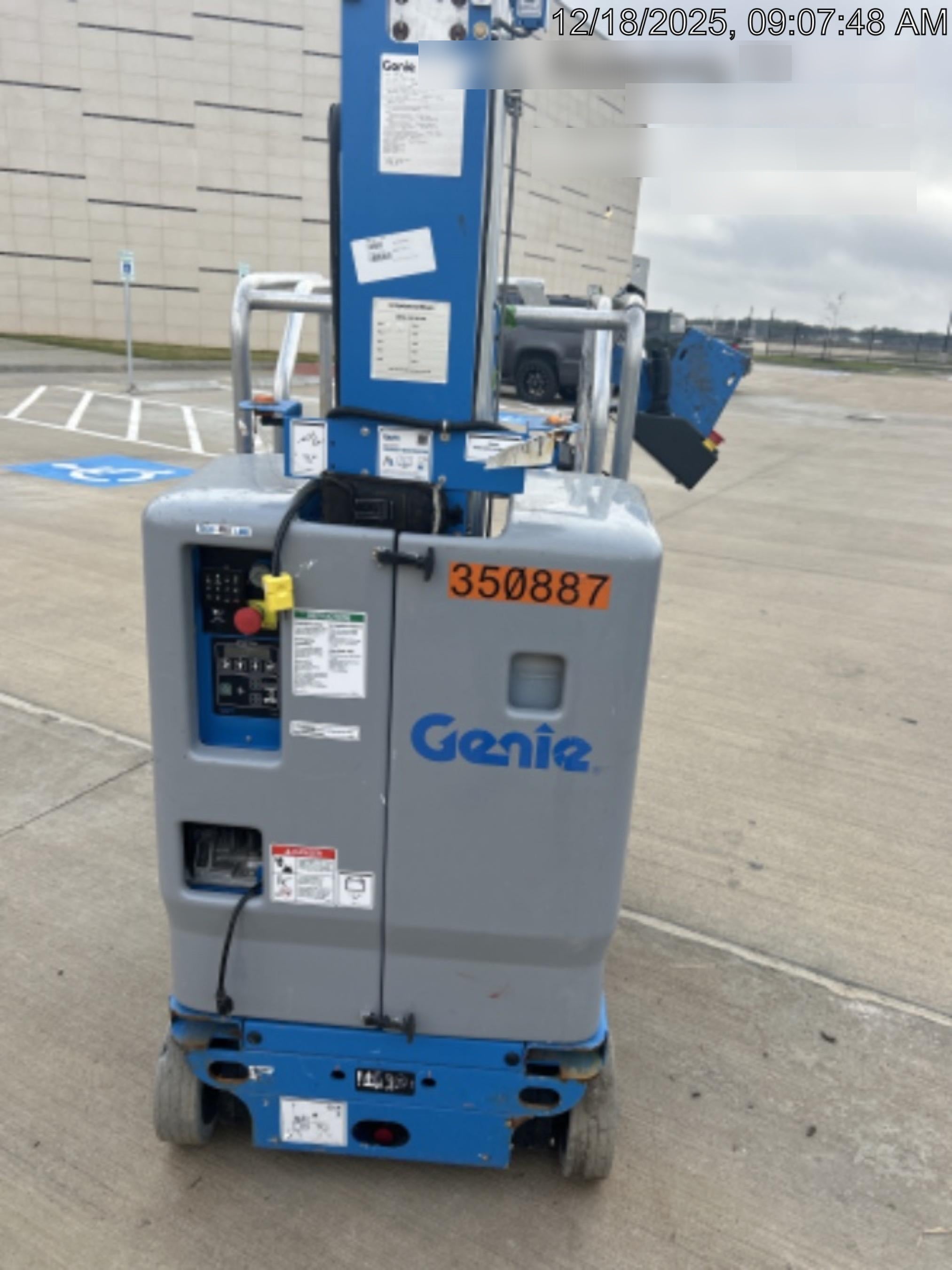 2023 GENIE GR-20