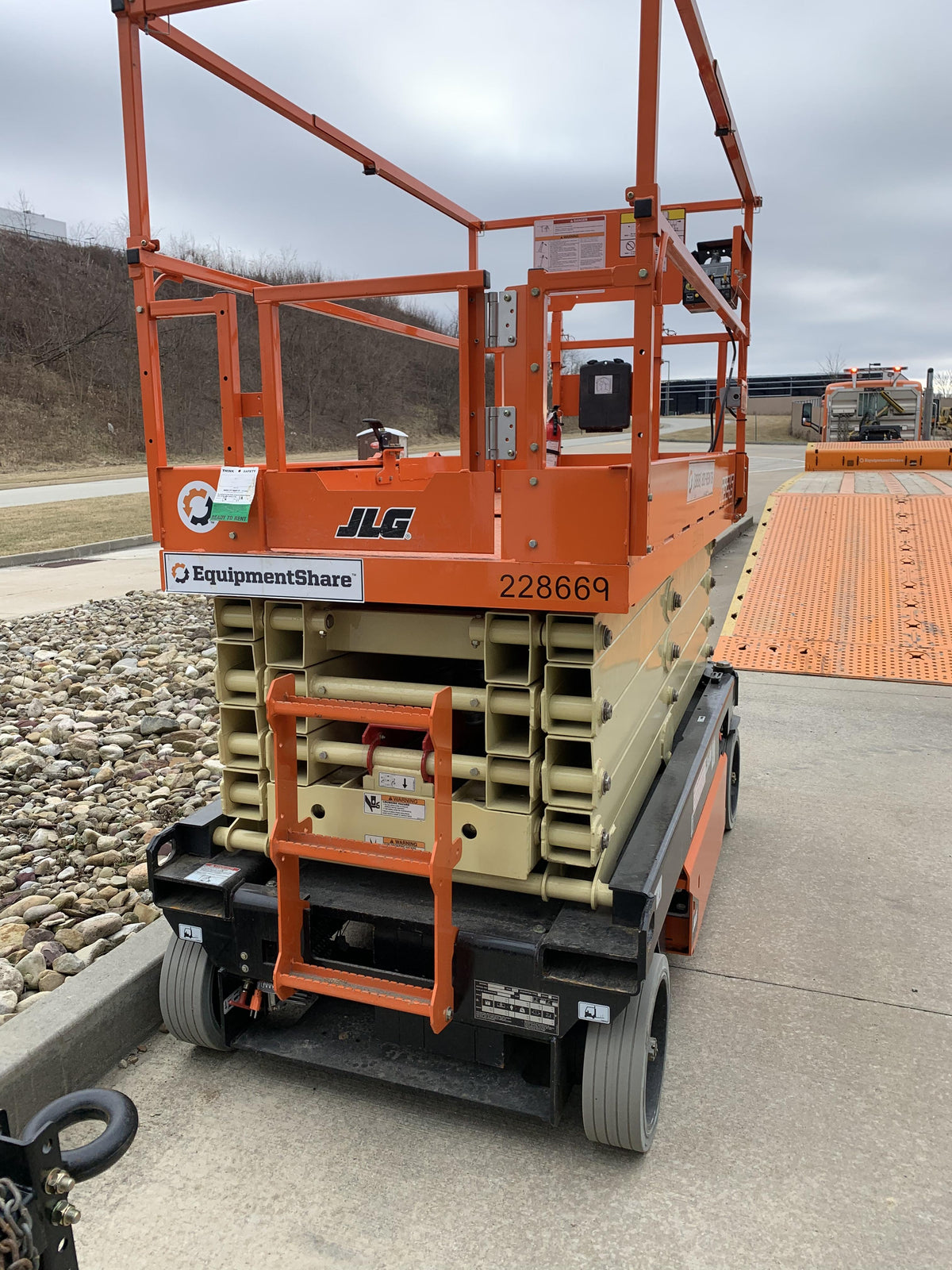 2022 JLG R3246