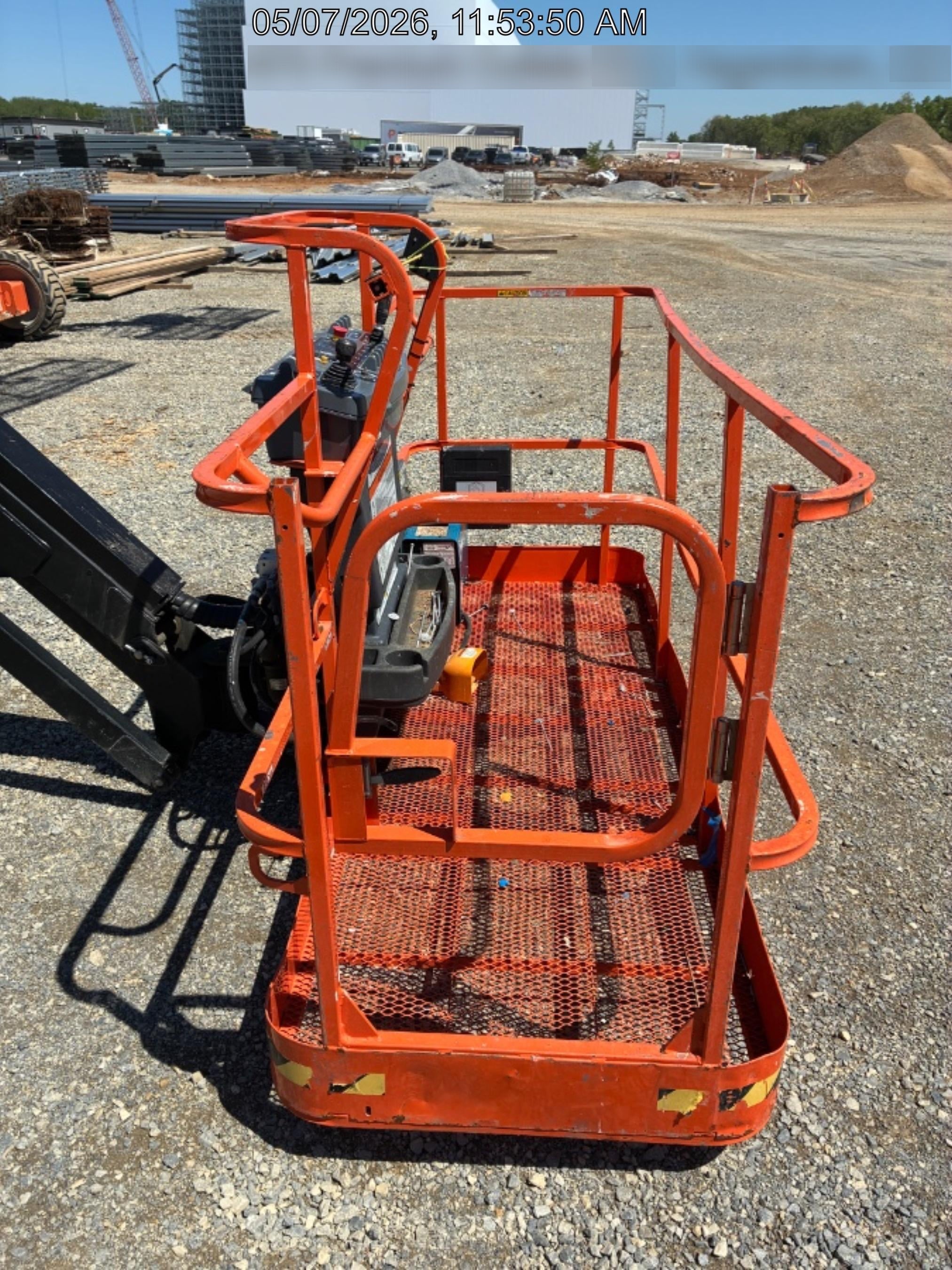 2025 JLG 660SJ
