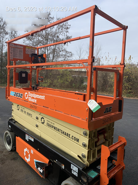 2022 JLG ES2632